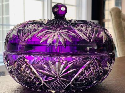 Stunning Bohemian Crystal Bowl w/Lid - Purple; Hand Carved w/Strawberry Diamond Fan Motif; MINT