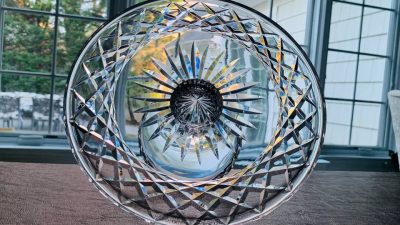 Vintage Waterford 10" Cake Stand "Comeragh" Pattern; Made in Ireland; Mint Condition