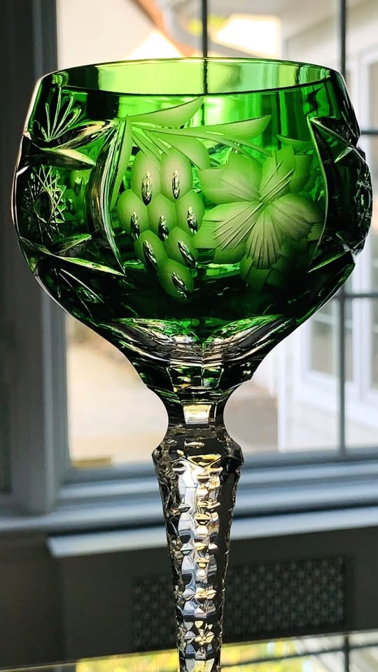 Set of 8 Nachtmann (Germany) "Traube" Emerald Crystal Wine Hocks; 8.25 Tall; PRISTINE